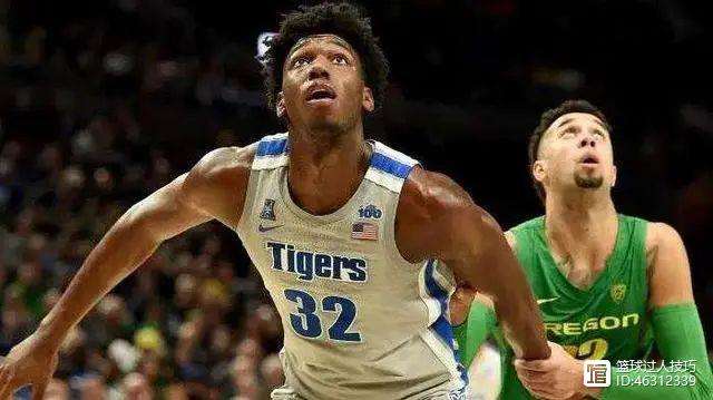 埃因霍温迎欧篮联关键赛;赛后再遭质疑;更衣室稳定;球探报告显示潜力 埃因霍温迎欧篮联关键赛;赛后再遭质疑;更衣室稳定;球探报告显示潜力