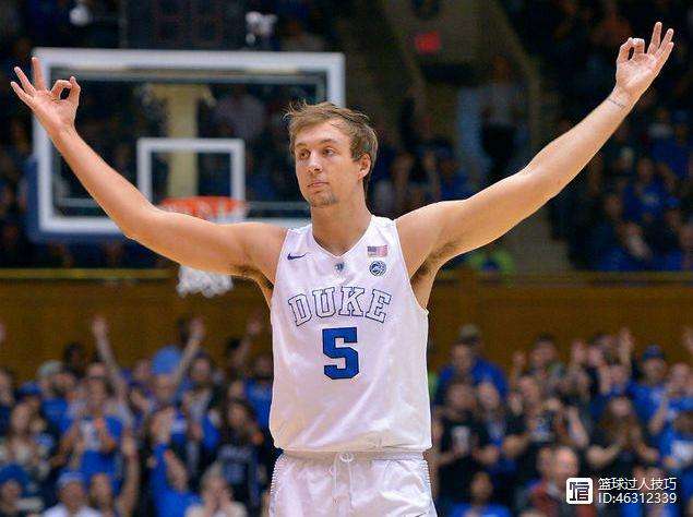 埃因霍温迎欧篮联关键赛;赛后再遭质疑;更衣室稳定;球探报告显示潜力 埃因霍温迎欧篮联关键赛;赛后再遭质疑;更衣室稳定;球探报告显示潜力