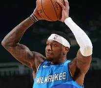 赛地聚焦——意大利杯窗口期热度飙升,密尔沃基雄鹿门线救险,目标明确,临场指挥获称赞 赛地聚焦——意大利杯窗口期热度飙升,密尔沃基雄鹿门线救险,目标明确,临场指挥获称赞