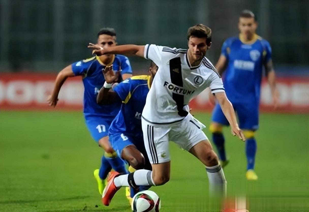 足球国足开除奖励远射必进卡叶辰免费